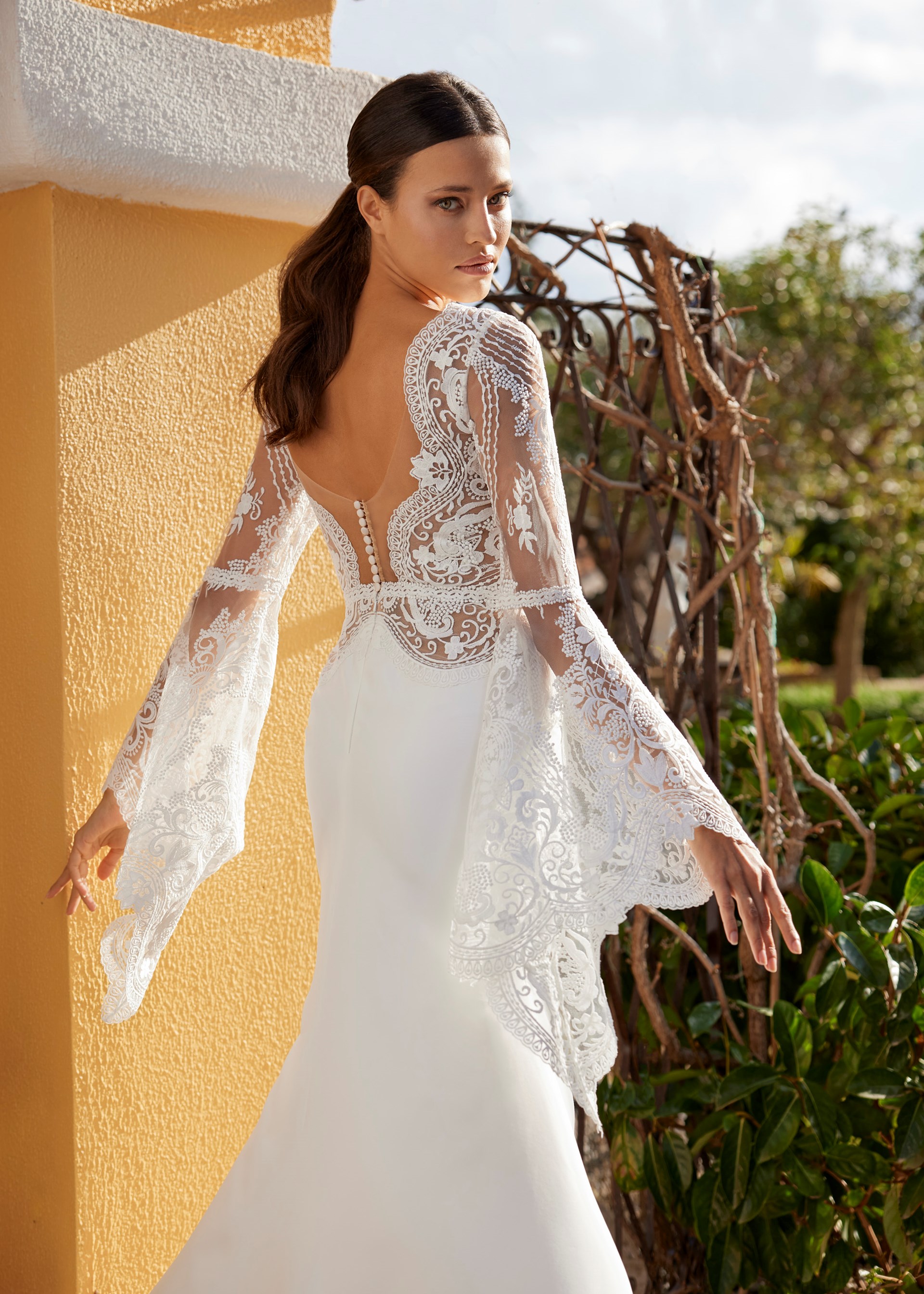 Herve Paris My Freedom Arques CU Back 018 1