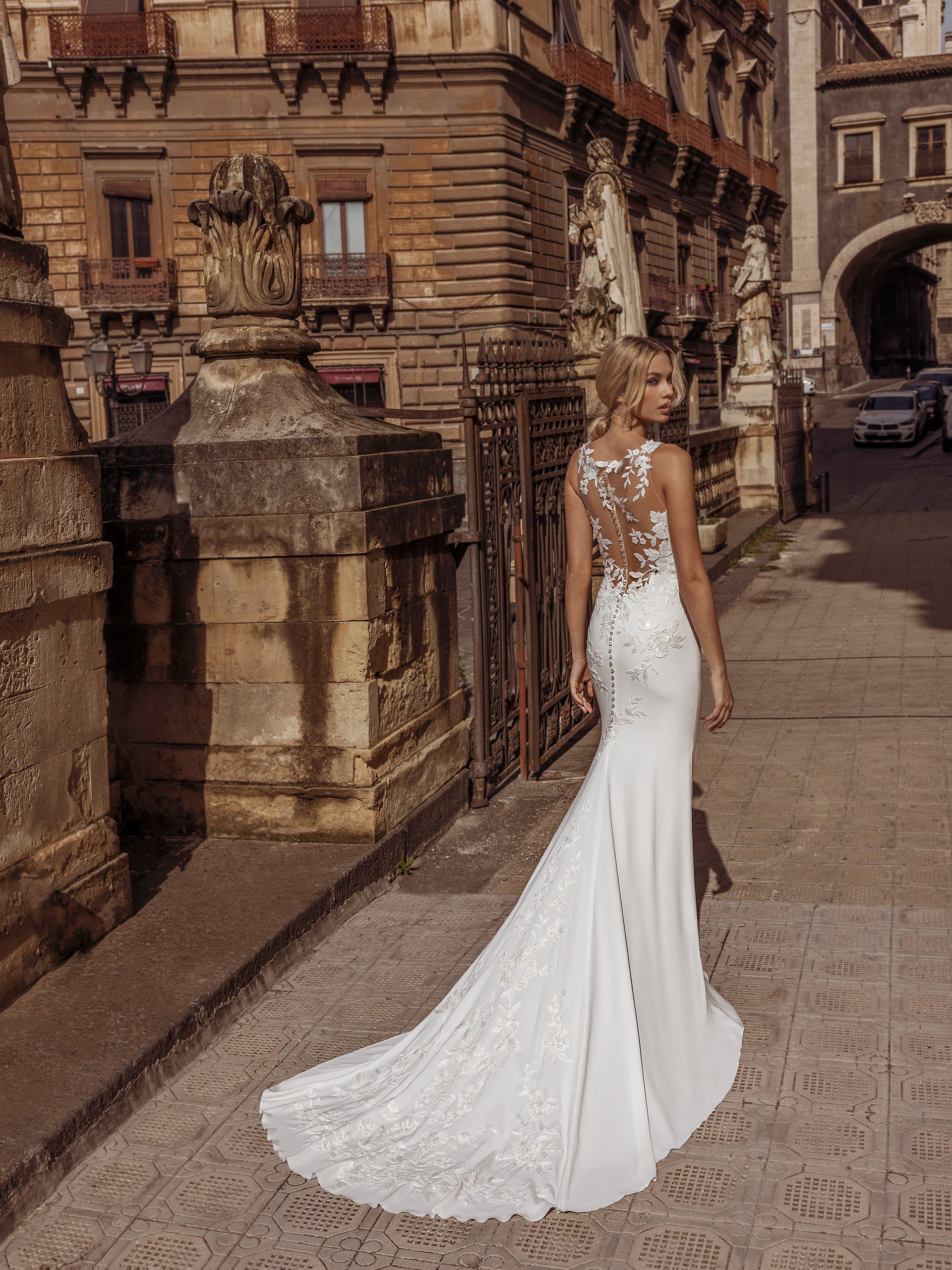 Revelation Collection Rosario Back 01 IMG 2737