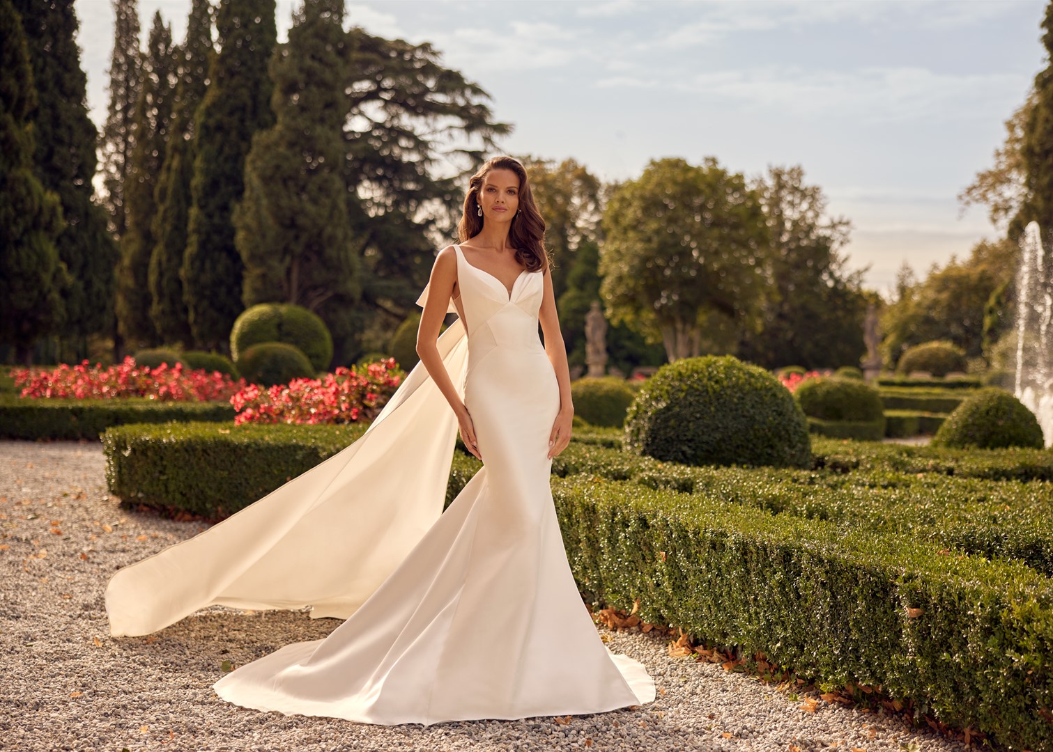 Goddess Collection Gibson Front RF 01468