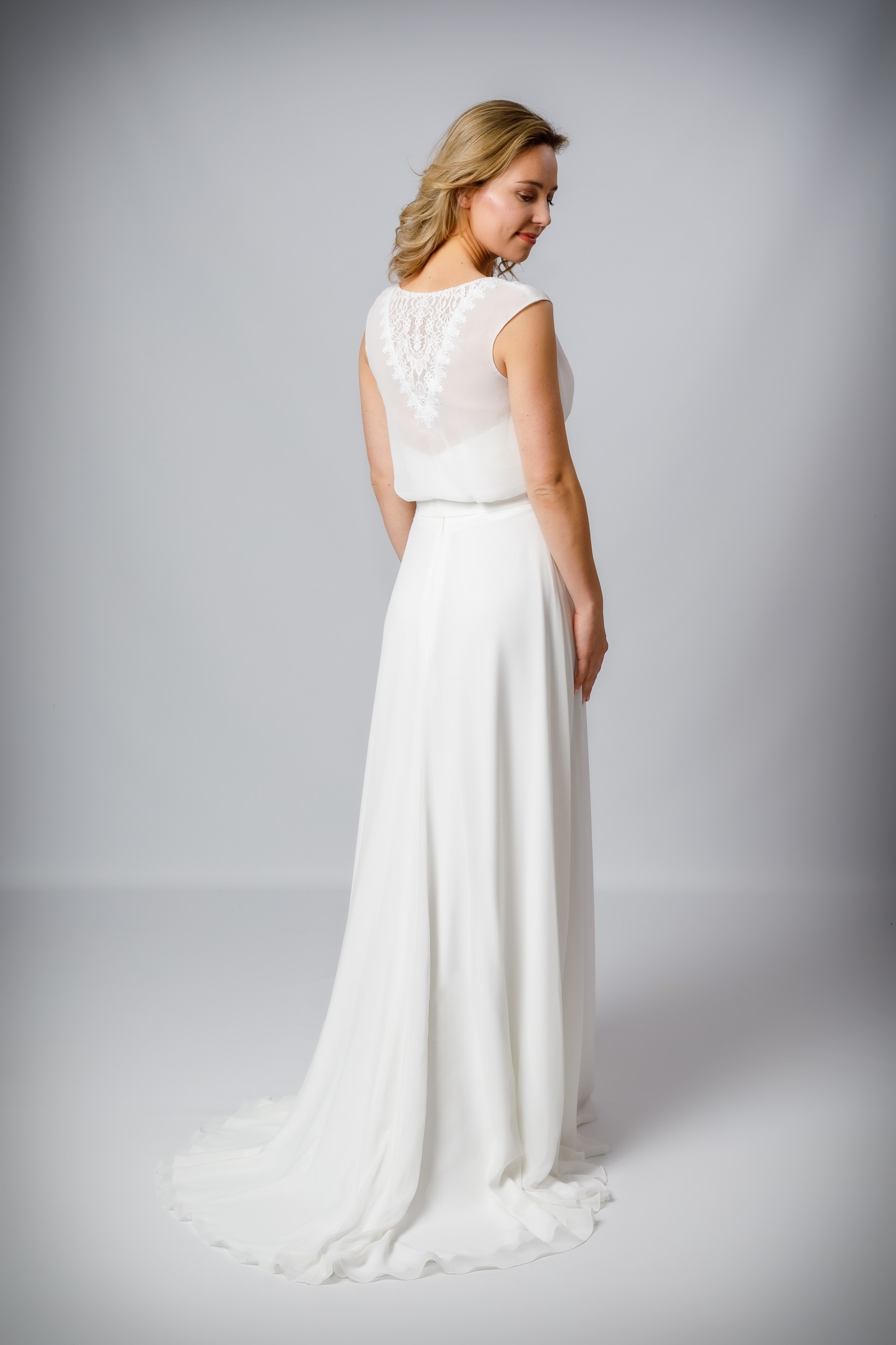 Jazz 2021 Dress Clea Jacket Christine Back 01