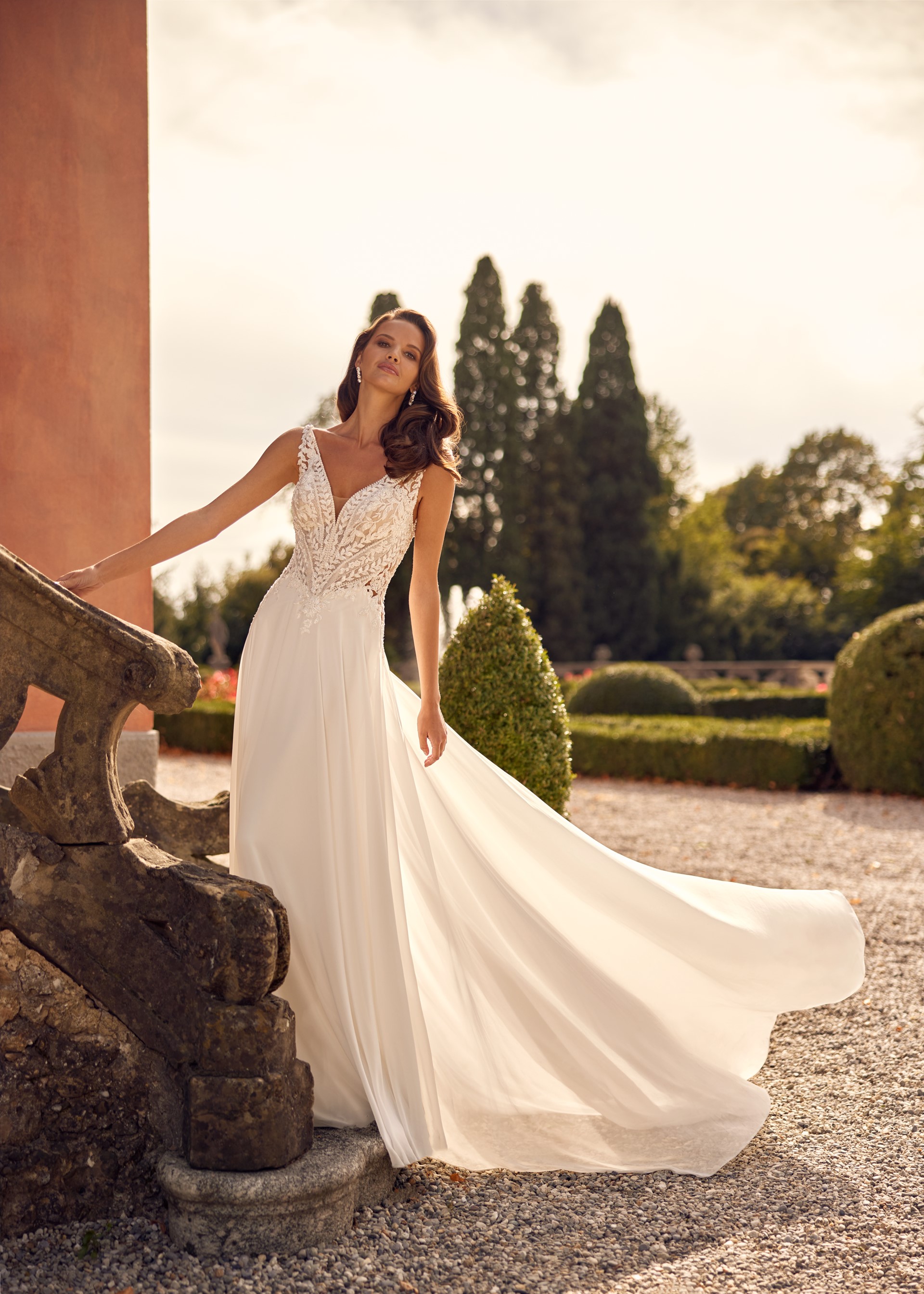 Goddess Collection Grayson Front RF 03701