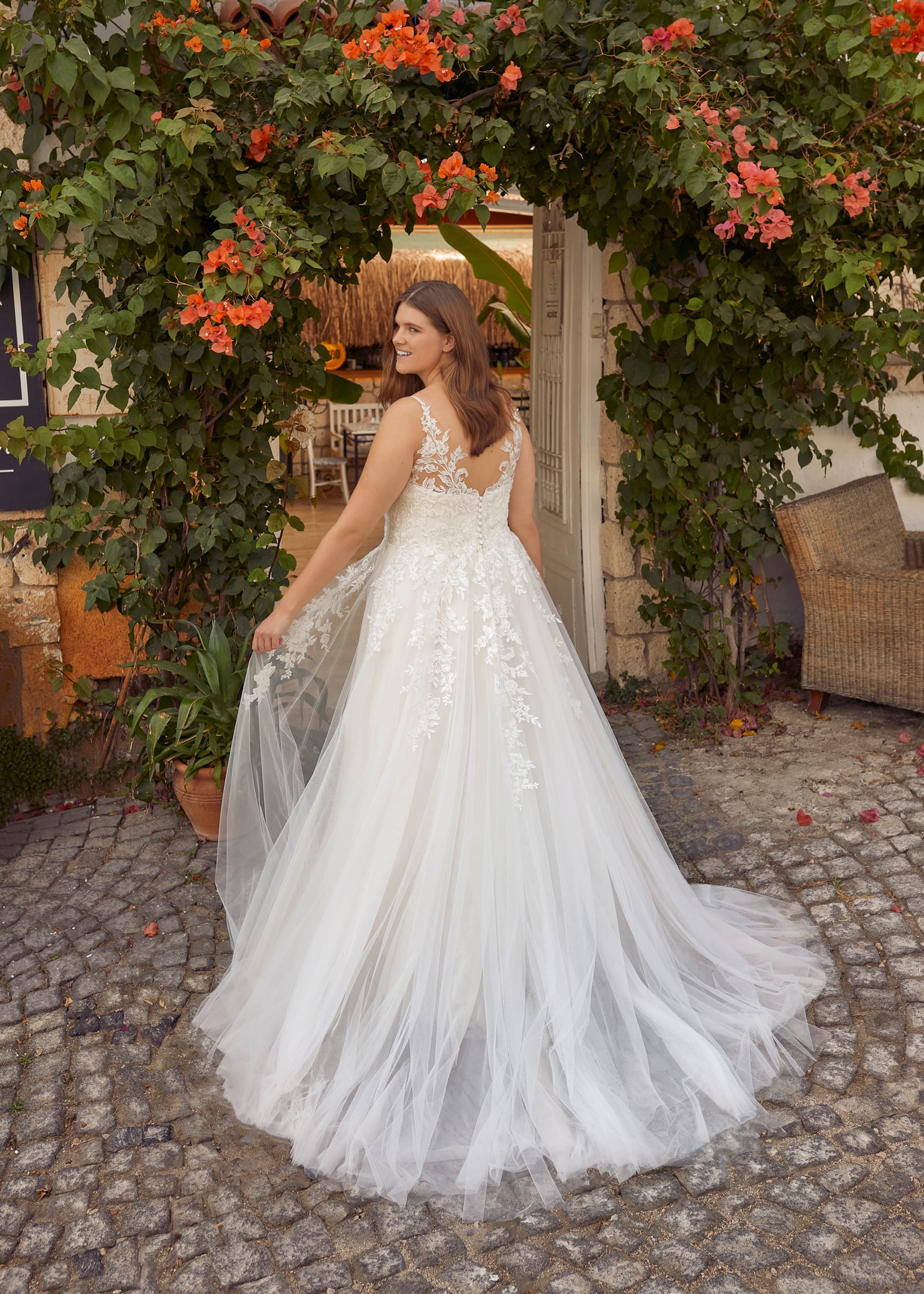 CBM2022 Pearl Back 2075