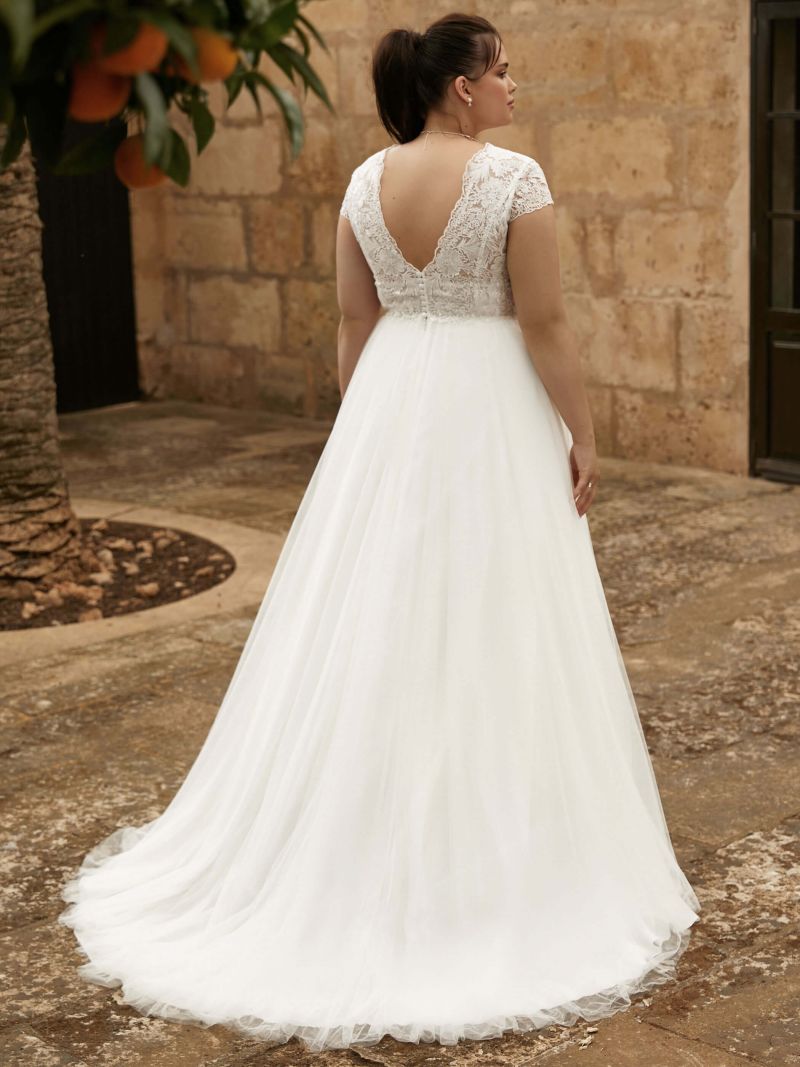 Bianco Evento Bridal Dress Hannah Plus 2