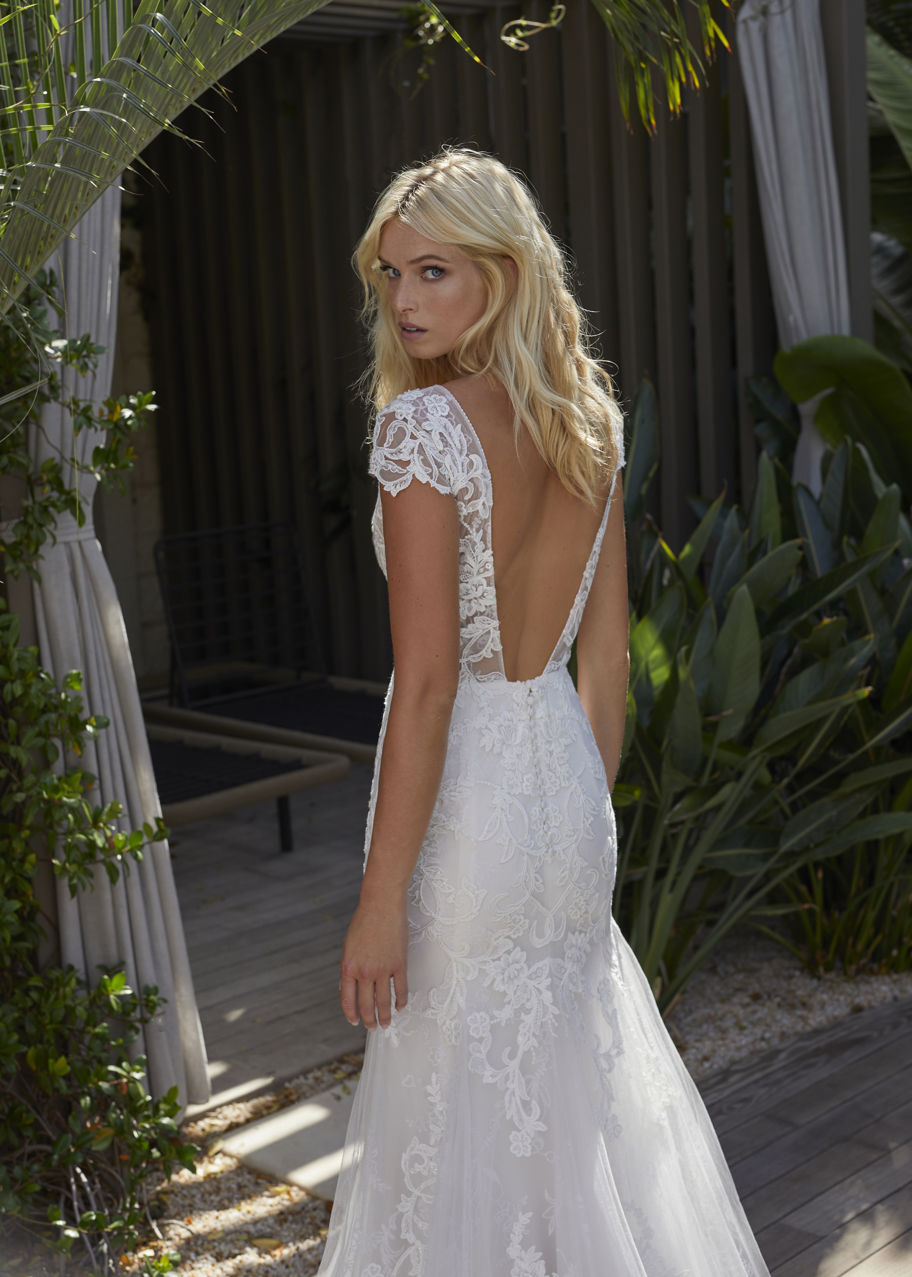 Modeca 2022 Natasha CU Back 5149