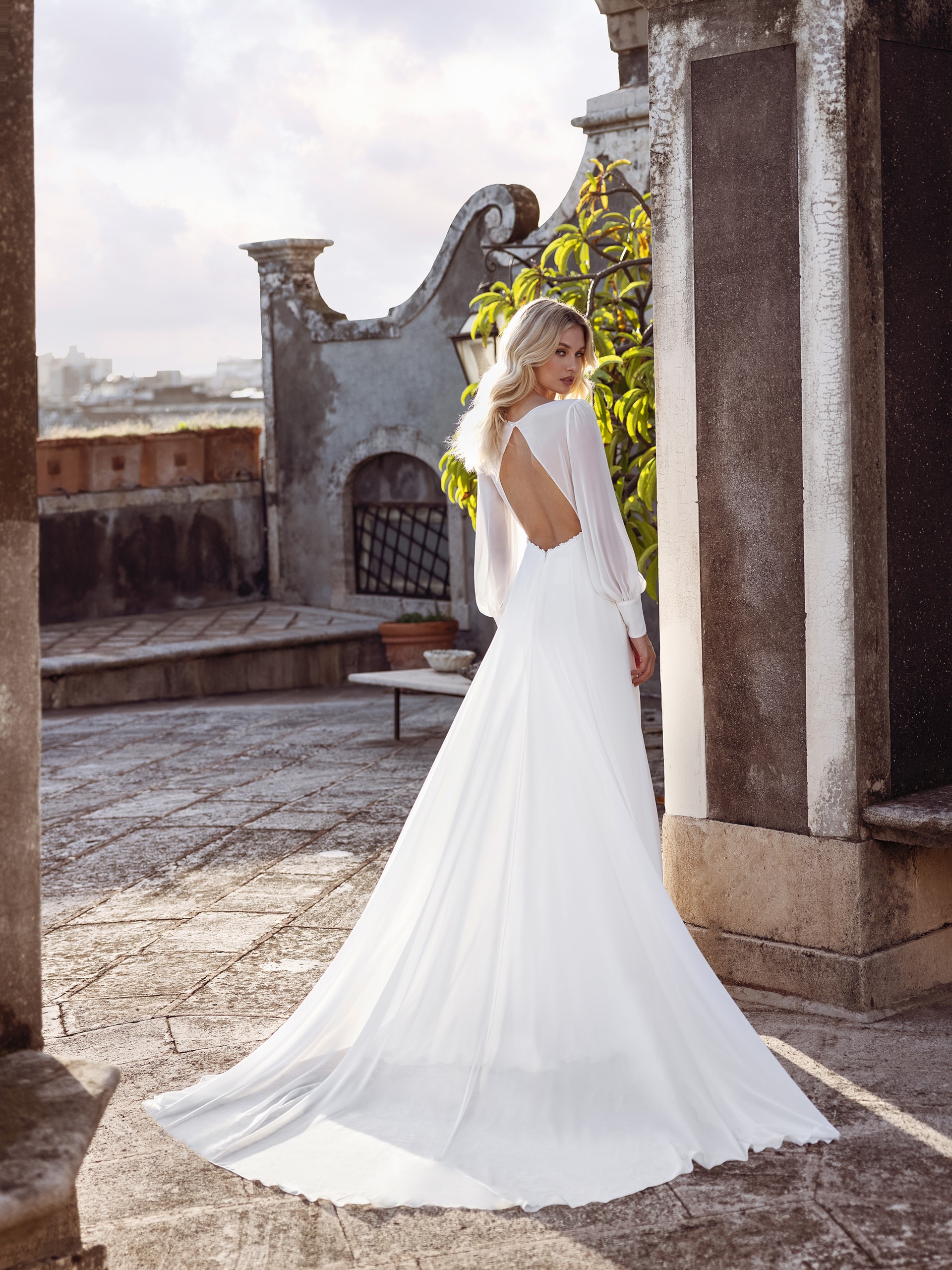 Revelation Collection Raffaela Back 02 IMG 7942