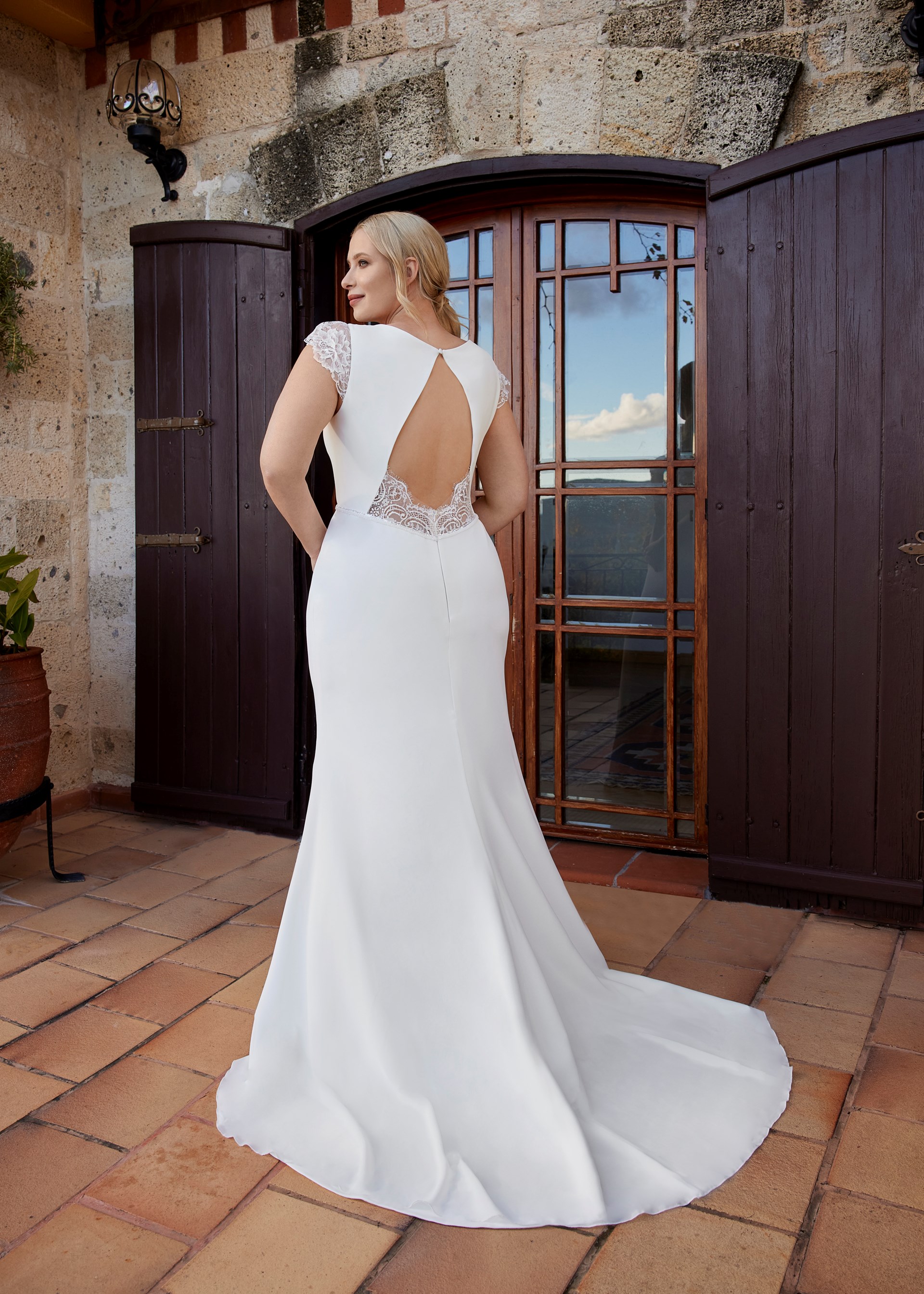 HB Curvy Violet Back R3306 3307