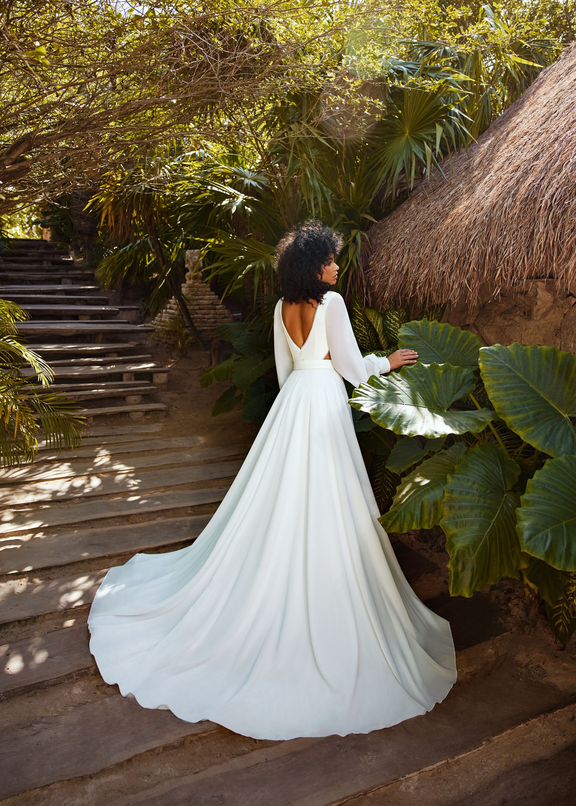 GBS Herve Paris The Mystical Collection Bellini A Back 02 MG 6475