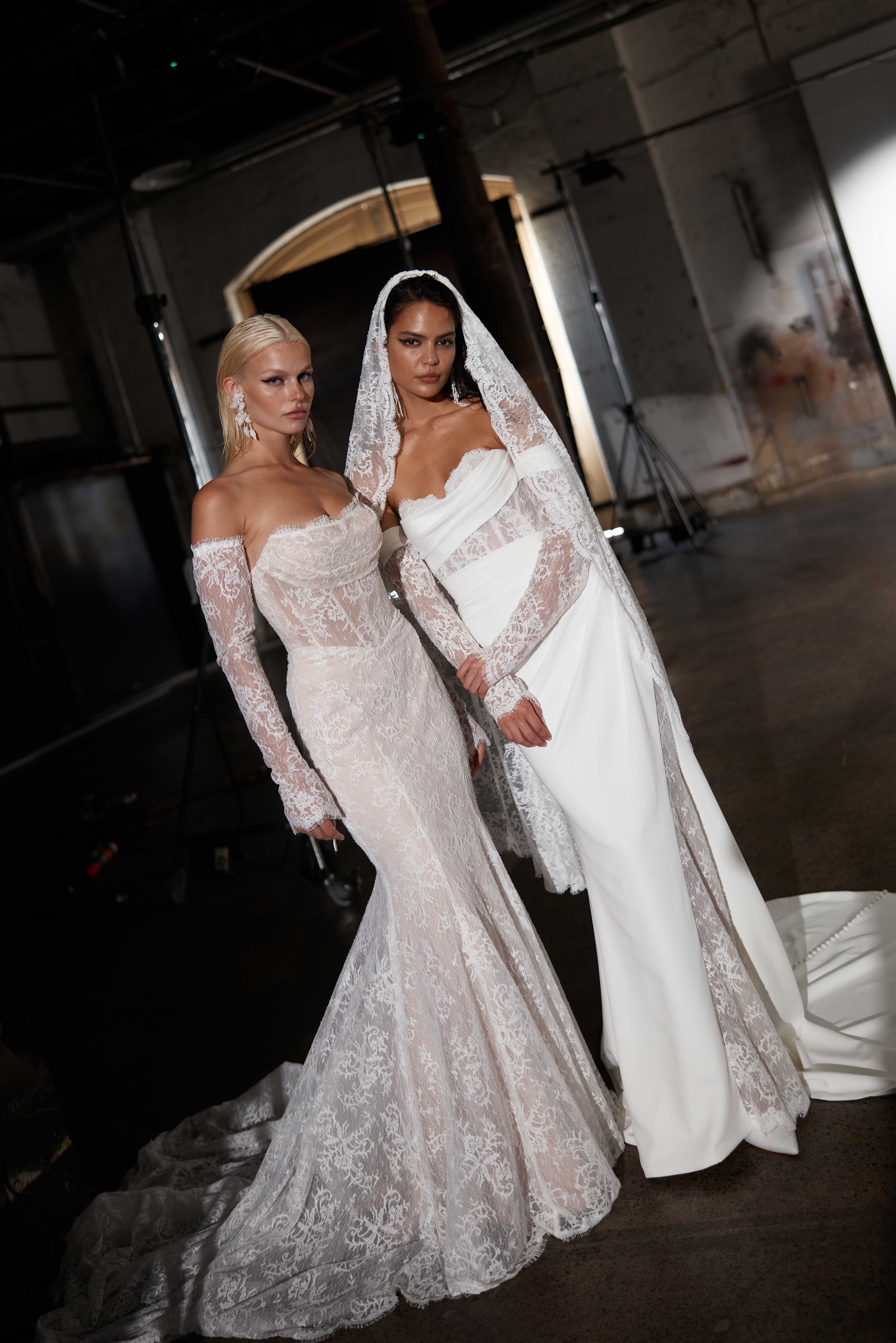 ROXANNE EY583 GRAY EY591 1