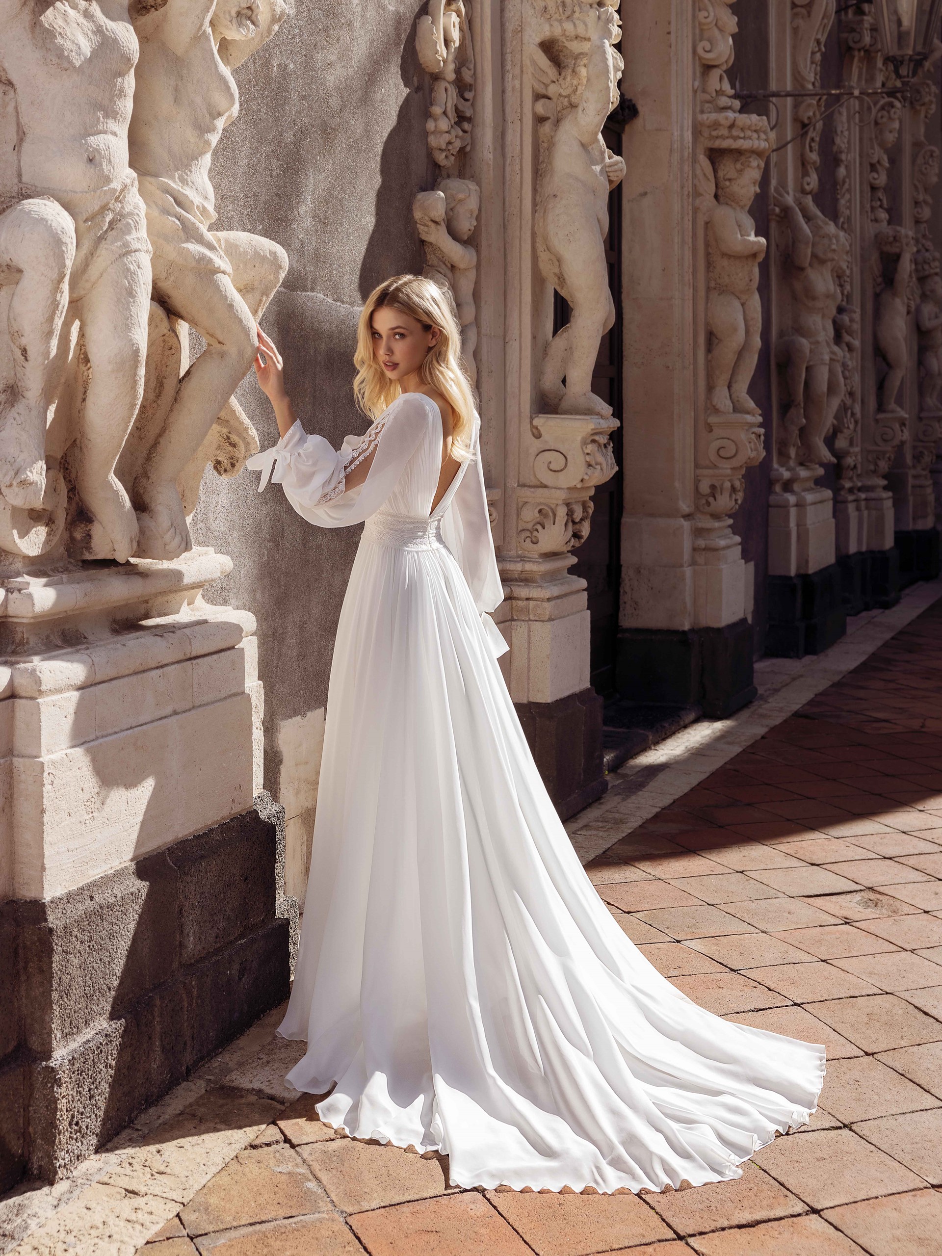 Revelation Collection Royal Back 03 IMG 5648