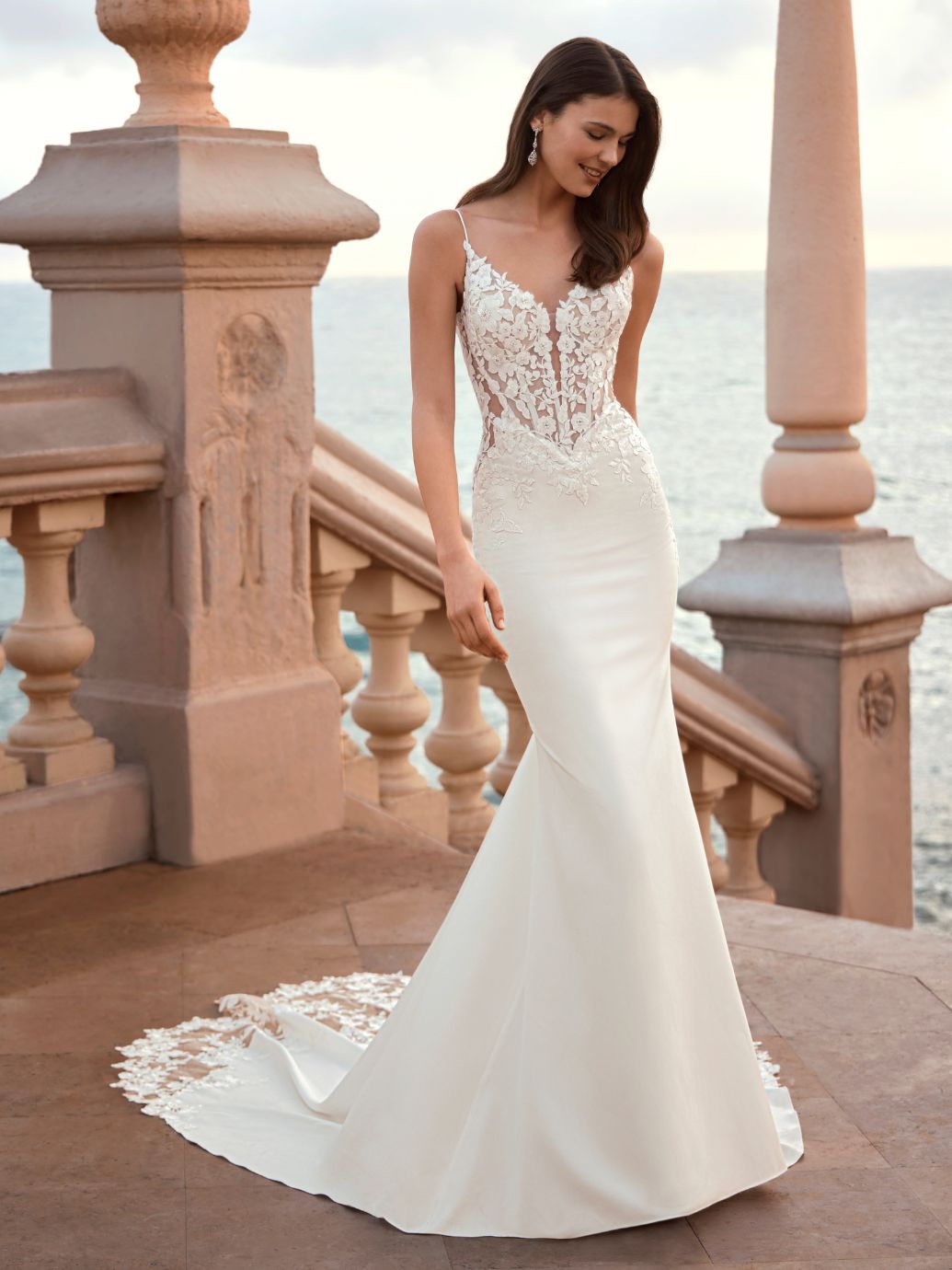 27 Love Web FRELYNN Look 1Fro